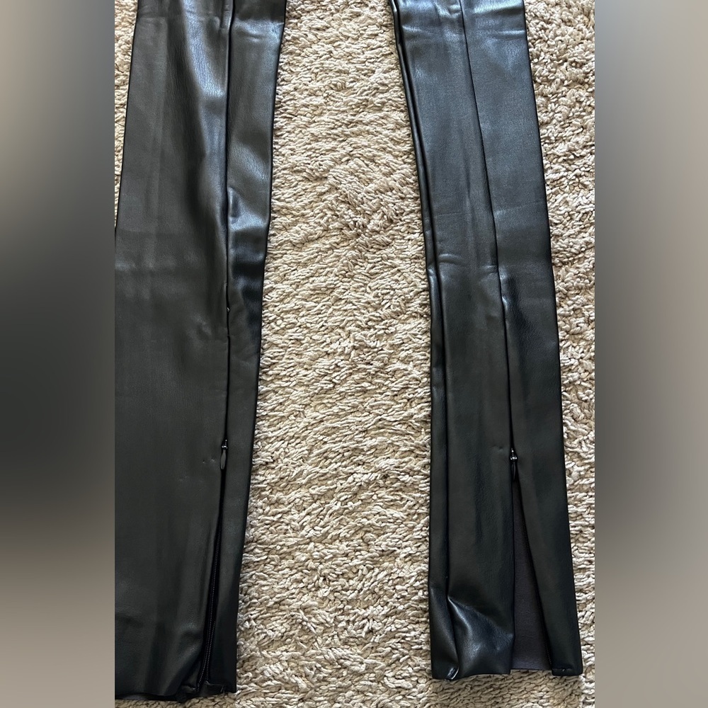 SKIMS Sleek Black Faux Leather Leggings - Picture 4 of 6